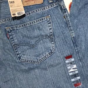 NWT Men’s 569 Levi Loose Straight Fit Jeans